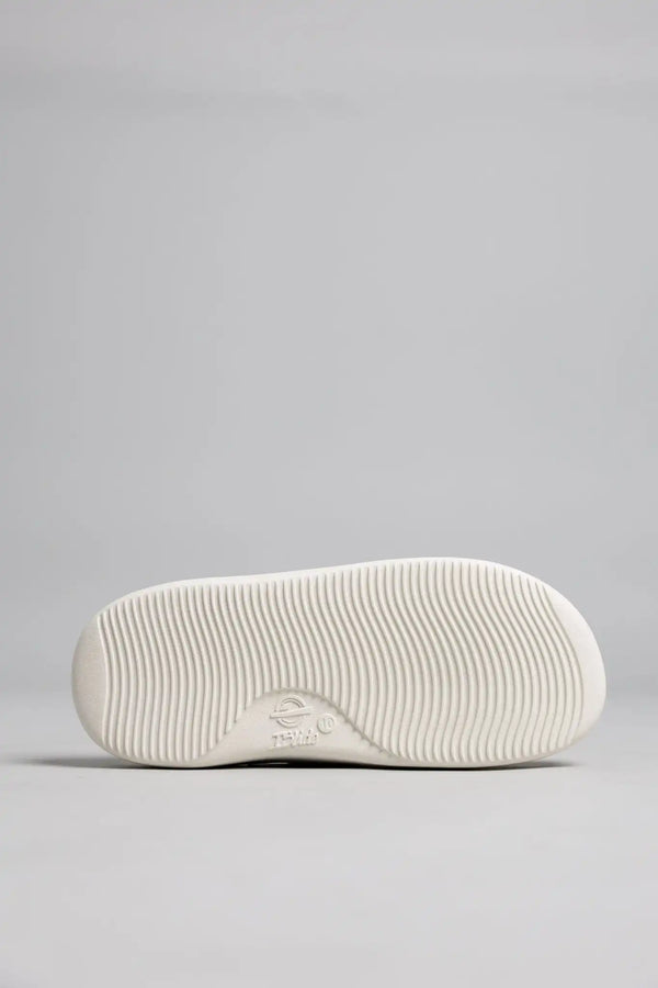Motive Slides - Cream